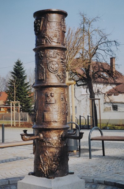 Brunnen Binswangen groß